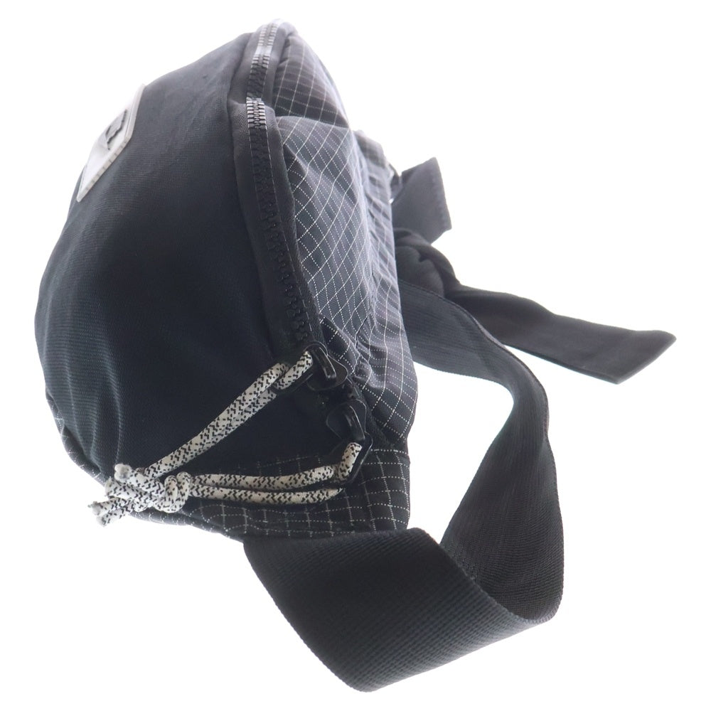 NIKE(ナイキ) ヘリテージ ヒップ パック ロゴ ウエストバッグ ボディバッグ ブラック/グレー DJ1620-010 レディース