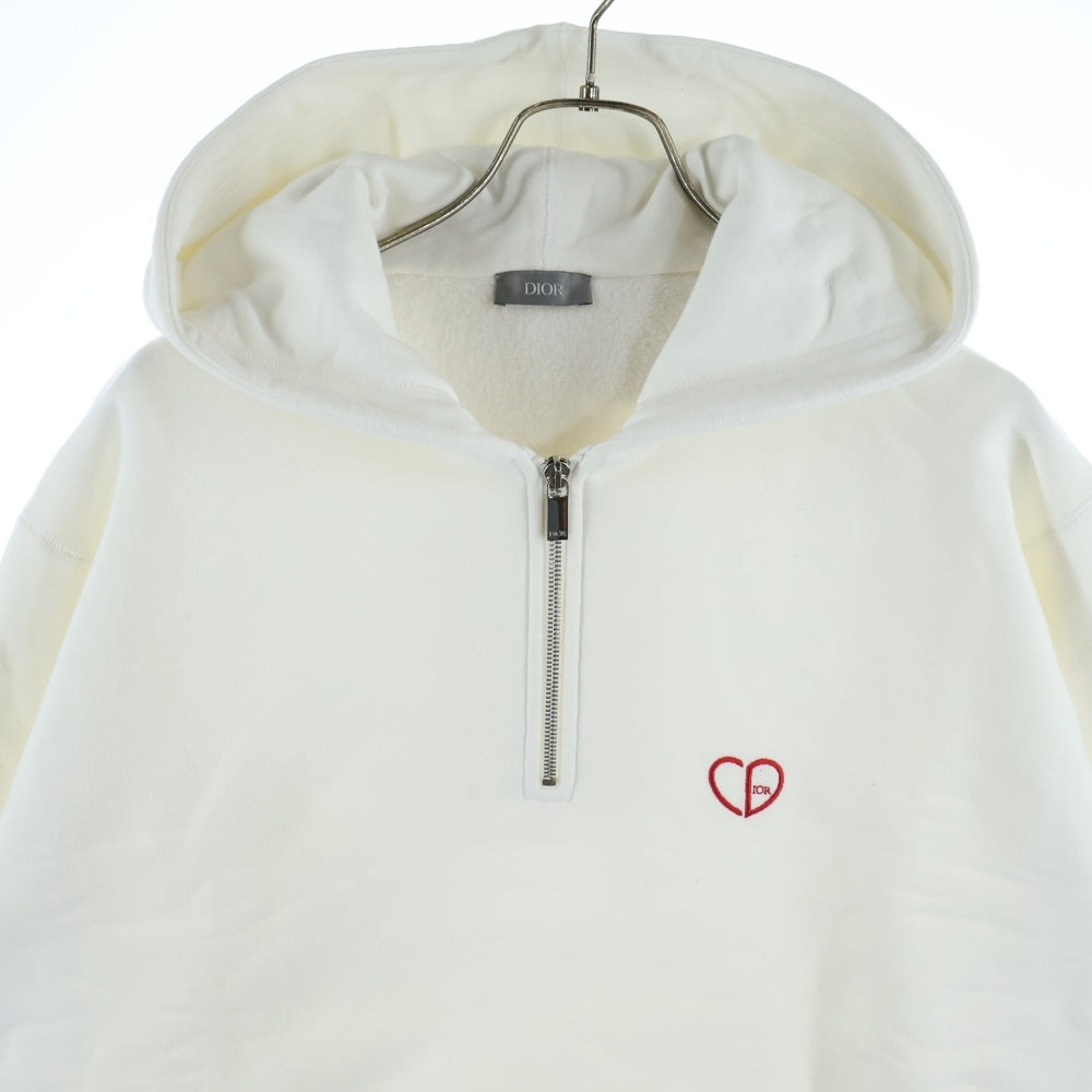 Christian Dior(クリスチャンディオール) 24AW フロントワンポイントロゴ刺繍 プルオーバーパーカー フーディ ホワイト 493J641A0531