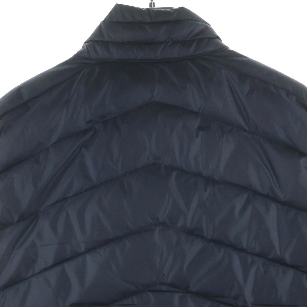 EMPORIO ARMANI EA7(エンポリオアルマーニイーエーセブン) フロントワンポイントロゴ ジップアップダウンベスト ブラック 6YPQ03 PN43Z