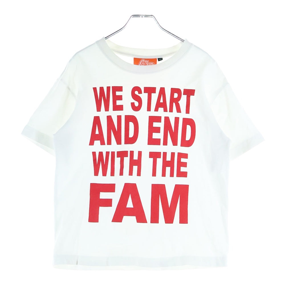 La FAM(ラファム) WE START AND END MITH THE FAM PRINT T-SHIRT フロントロゴプリント クルーネック半袖Tシャツカットソー ホワイト