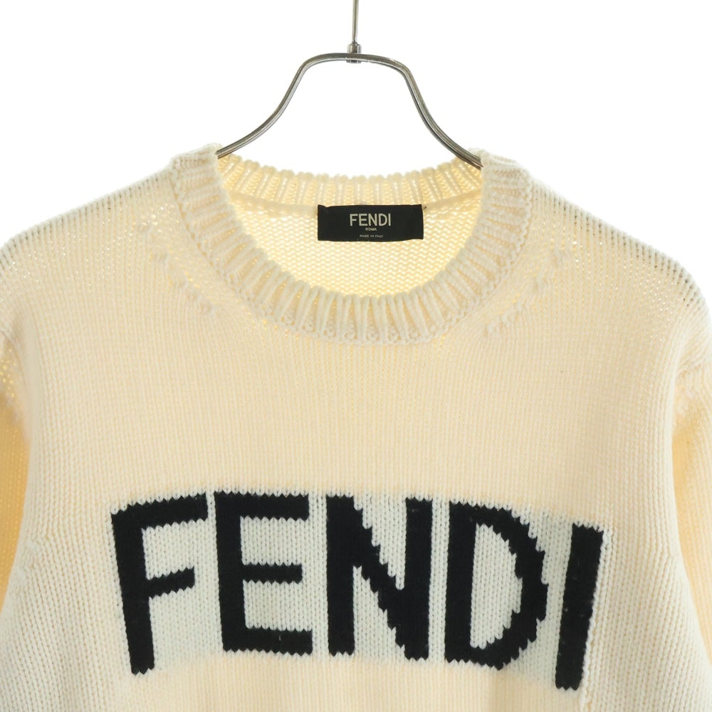 FENDI(フェンディ) ロントロゴエンブロイダリー クルーネックニットセーター ホワイト FZZ2387 A3M3