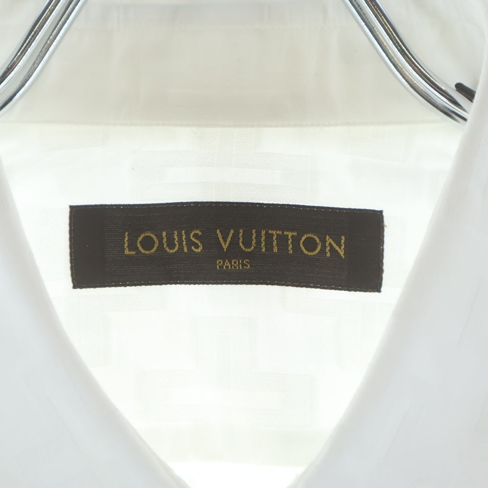LOUIS VUITTON(ルイヴィトン) ワンポイントロゴ金具 総柄 ドレスシャツ 長袖シャツ ホワイト RM162 ADY HAS61W