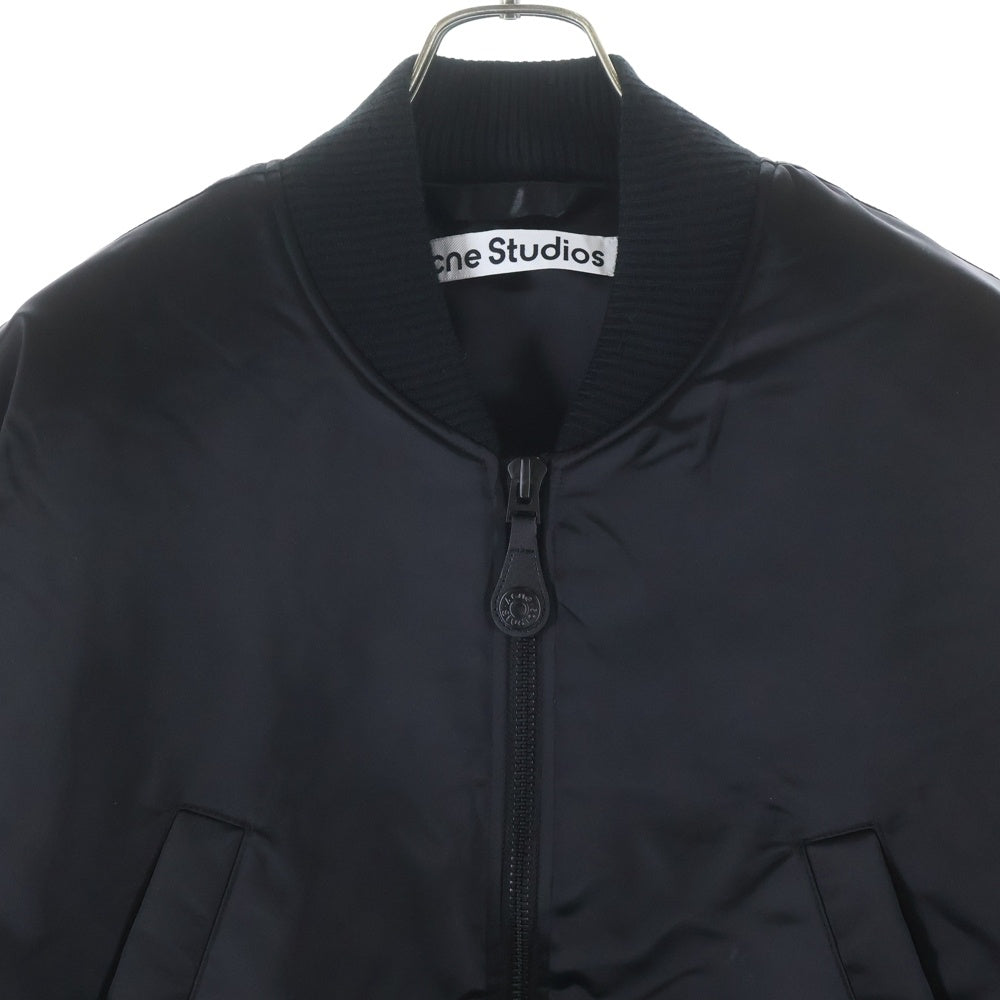 Acne Studios(アクネ ストゥディオズ) ロゴグラム 中綿ボンバージャケット MA-1 ブルゾンジャケット ブラック FN-MN-OUTW001129