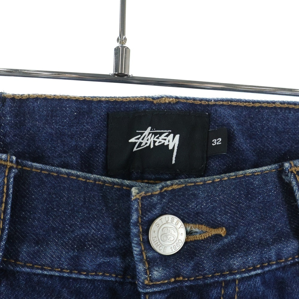 STUSSY(ステューシー) COW LEATHER PATCH DENIM PANTS カウレザーパッチ ワイドストレート デニムパンツ ジーンズ インディゴ