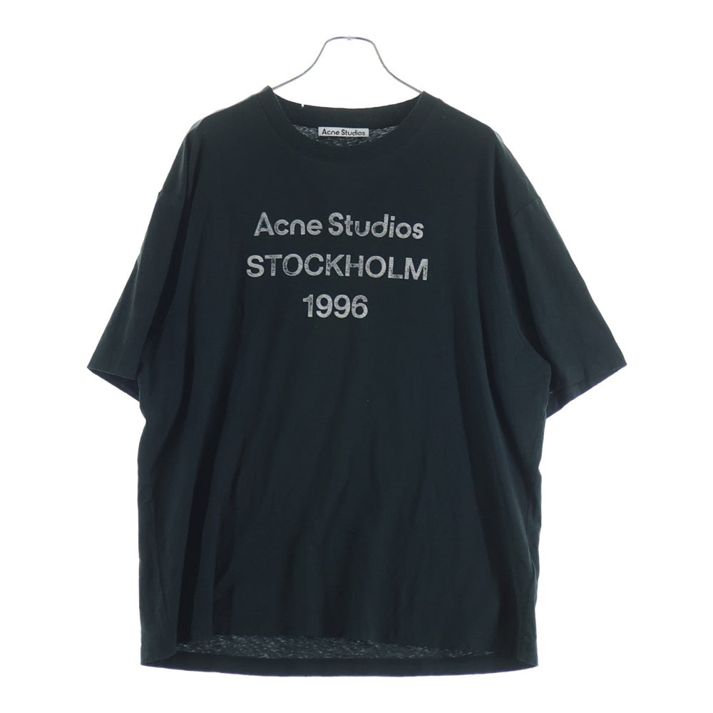 Acne Studios(アクネ ストゥディオズ) 1996 フロントロゴプリント クルーネック半袖Tシャツカットソー ブラック FN-UX-TSHI000013
