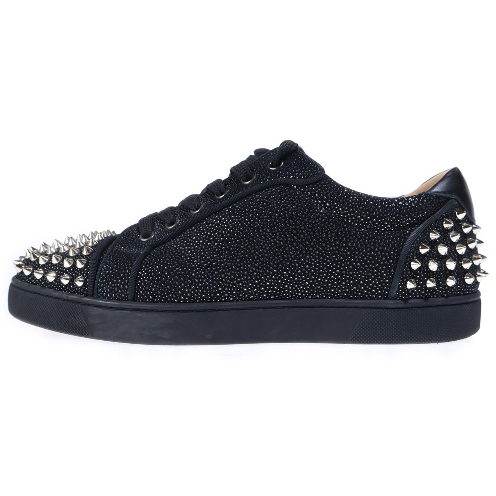 CHRISTIAN LOUBOUTIN(クリスチャンルブタン) SEAVASTE 2 FLAT SUEDE スタッズ レザー ローカットスニーカー ブラック