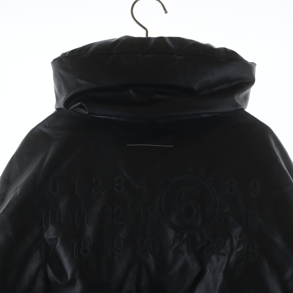 MM6 Maison Margiela(エムエムシックスメゾンマルジェラ) パデッドジャケット スタンドカラー オーバーサイズ ロゴ刺繍 ダウンジャケット ブラック S52AM0338 S53057