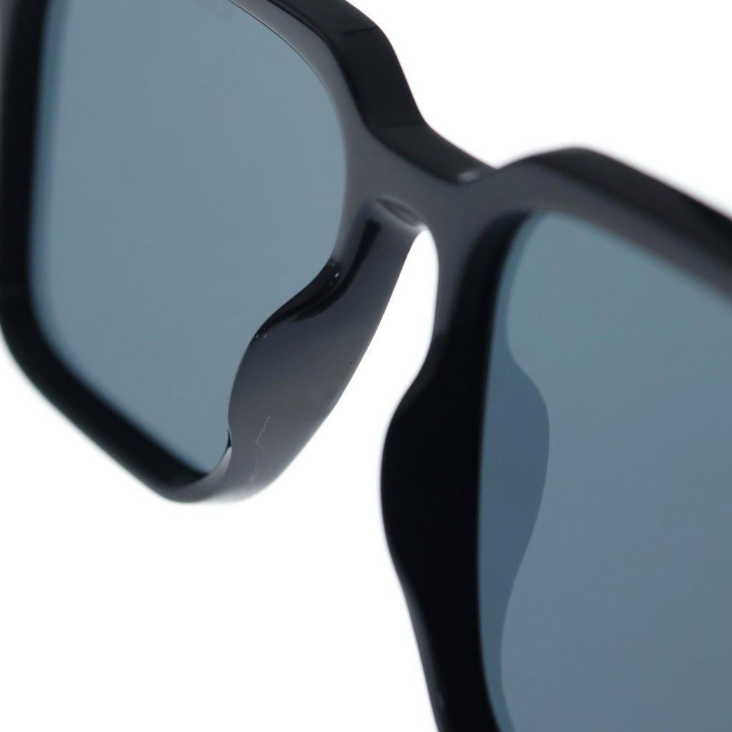 LOUIS VUITTON(ルイヴィトン) LVライズ・スクエア ダークブルーレンズ サングラス アイウェア 眼鏡 Z1667E ブラック/シルバー