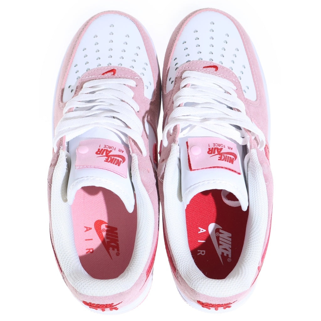 NIKE(ナイキ) IR FORCE 1 '07 QS VALENTINES DAY エア フォース バレンタインデー ローカットスニーカー シューズ DD3384-600 25cm/US7 ホワイト/ピンク