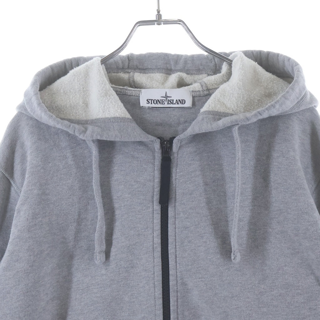 正規品 STONE  ニット パーカー ワッペン グレー M ジップ STONE ISLAND(ストーンアイランド) 20AW 袖ロゴワッペン付き ジップ
