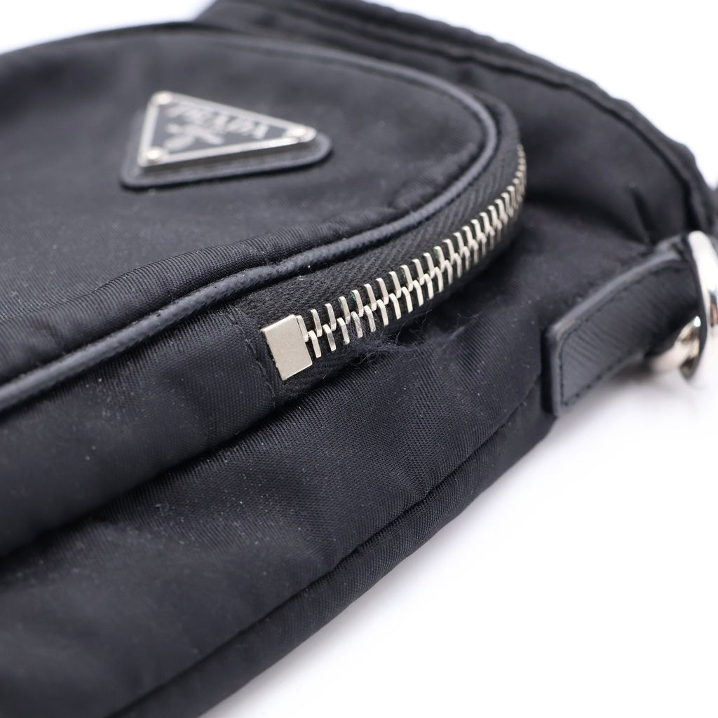 PRADA(プラダ) Re-Nylon トライアングルロゴ スマートフォンケース ミニバッグ ショルダーバッグ ブラック 2ZH155