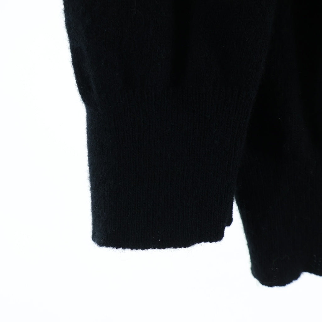 VALENTINO(ヴァレンティノ) Cashmere Wool Logo Knit Sweater フロントロゴ刺繍 クルーネック長袖ニットセーター ブラック/レッド SB3KC10546T