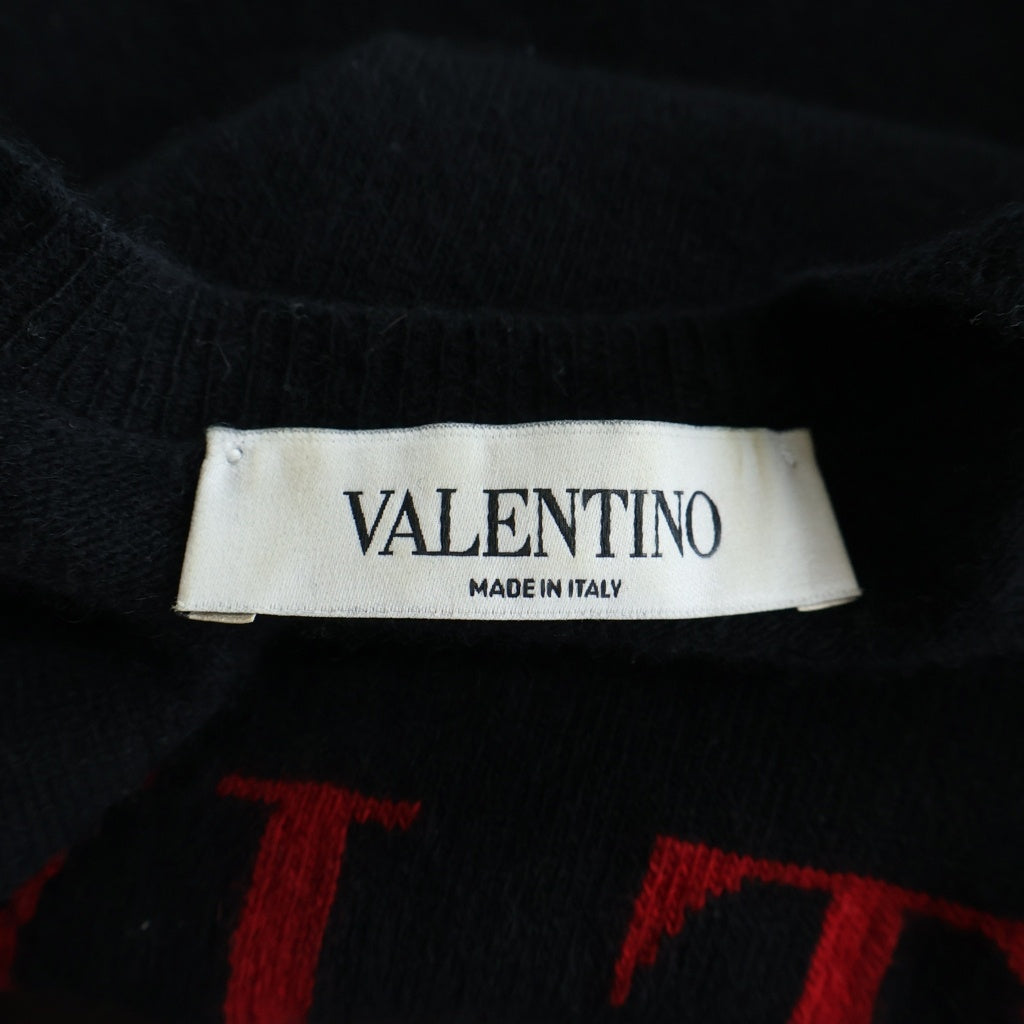 VALENTINO(ヴァレンティノ) Cashmere Wool Logo Knit Sweater フロントロゴ刺繍 クルーネック長袖ニットセーター ブラック/レッド SB3KC10546T
