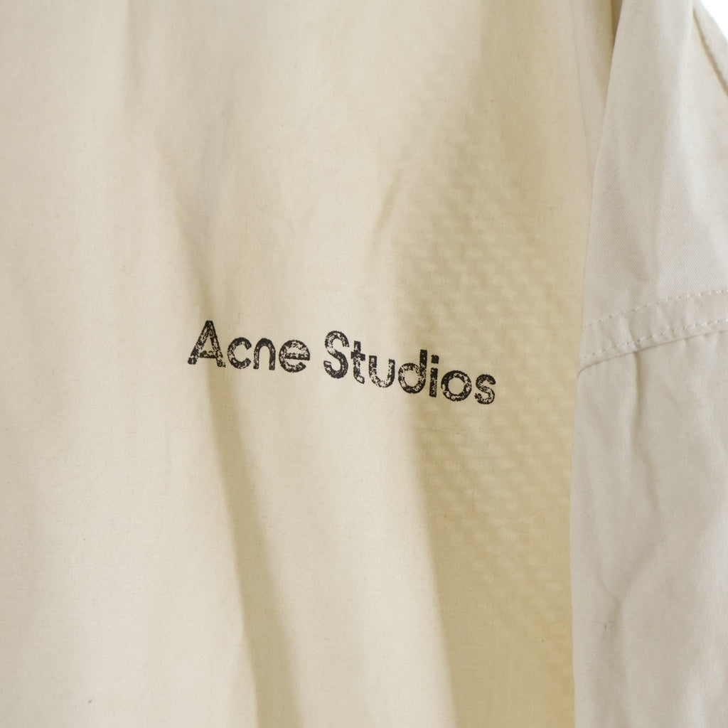 Acne Studios(アクネ ストゥディオズ) LOGO ZIPPER JACKET FN-MN-OUTW001264 両面ロゴプリントジップアップ ブルゾンジャケット ホワイト