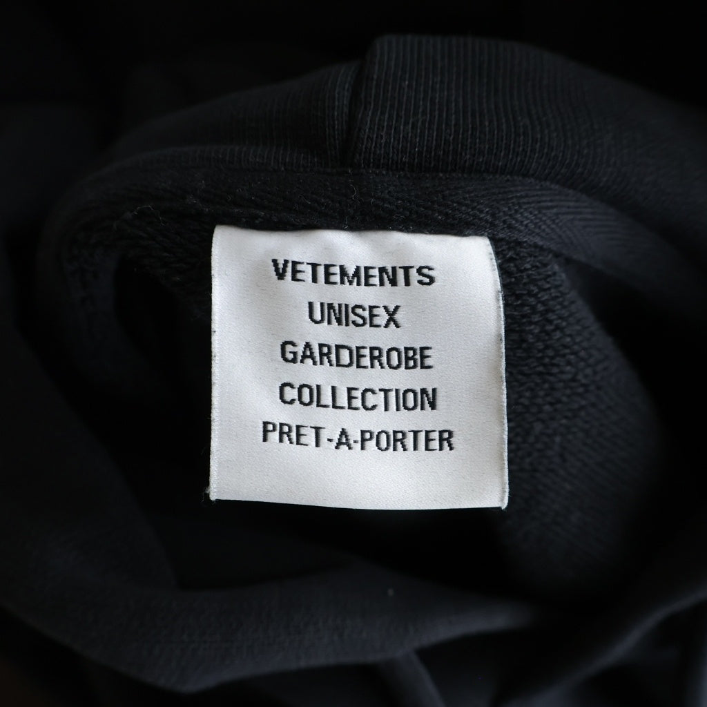 VETEMENTS(ヴェトモン) 21SS Antwerpen Hoodie UE51TR440B アントワープ プルオーバーパーカー フーディー ブラック