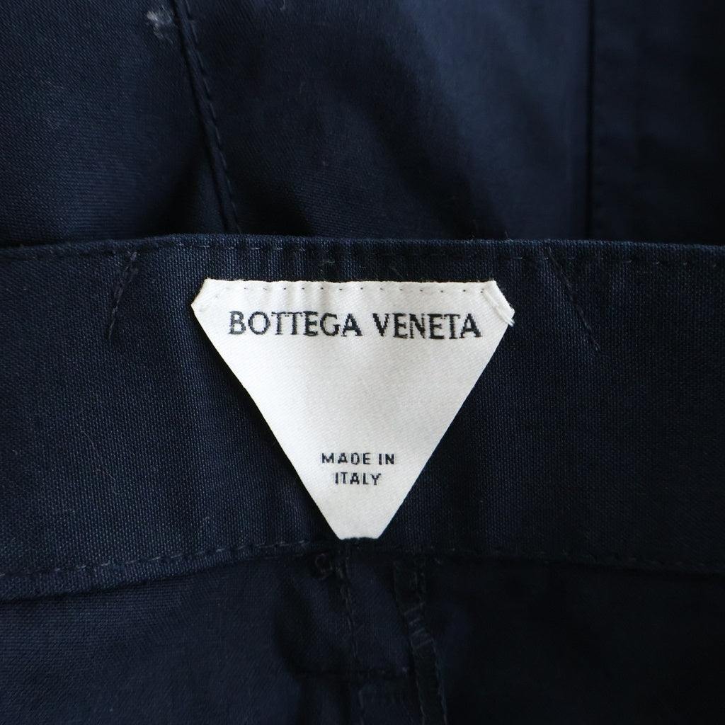 BOTTEGA VENETA(ボッテガヴェネタ) ロールアップデザイン コットンスラックスパンツ ネイビー 737196