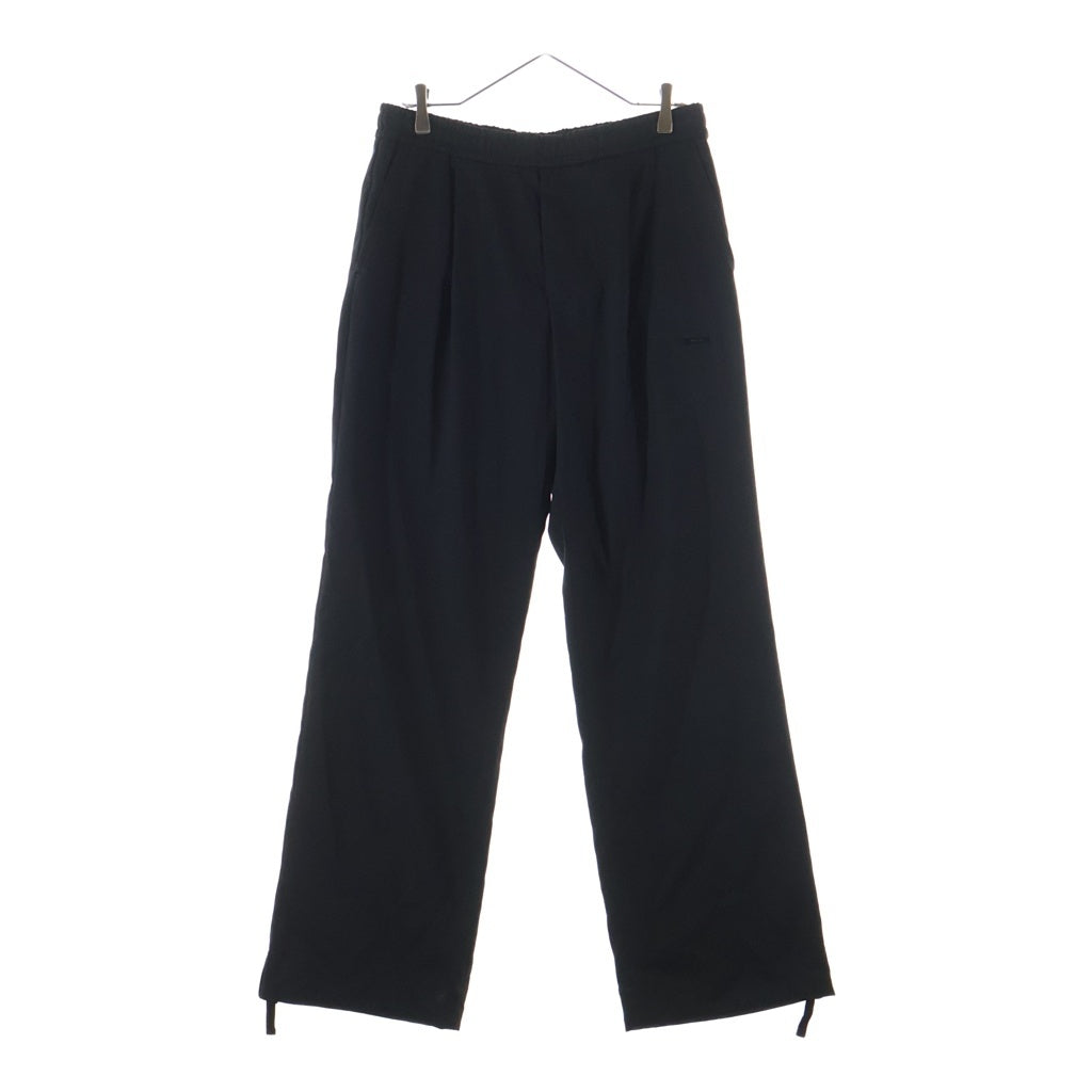 MONCLER(モンクレール) PANTALONE SPORTIVO J20912A00007 パンタローネ スポルティーボ フロントロゴプレート イージーパンツ ブラック