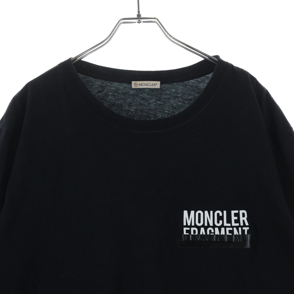 MONCLER(モンクレール) × FRAGMENT DESIGN フロントラバーロゴプリントクルーネック半袖Tシャツカットソー ブラック E109U8000550