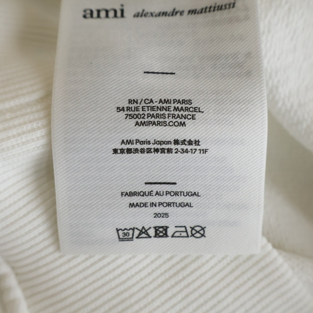AMI Alexandre Mattiussi(アミアレクサンドルマテュッシ) ハートロゴ刺繍 クルーネック長袖スウェットトレーナー ホワイト HSW763.730
