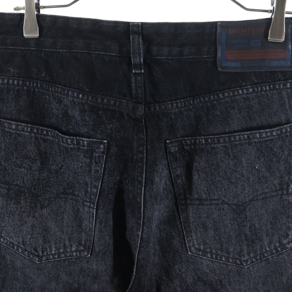 DIESEL(ディーゼル) 26SS 1996 D-Sire-Fsh Jeans A21497 裾カットオフデザイン ワイドデニムパンツ ジーンズ ブラック