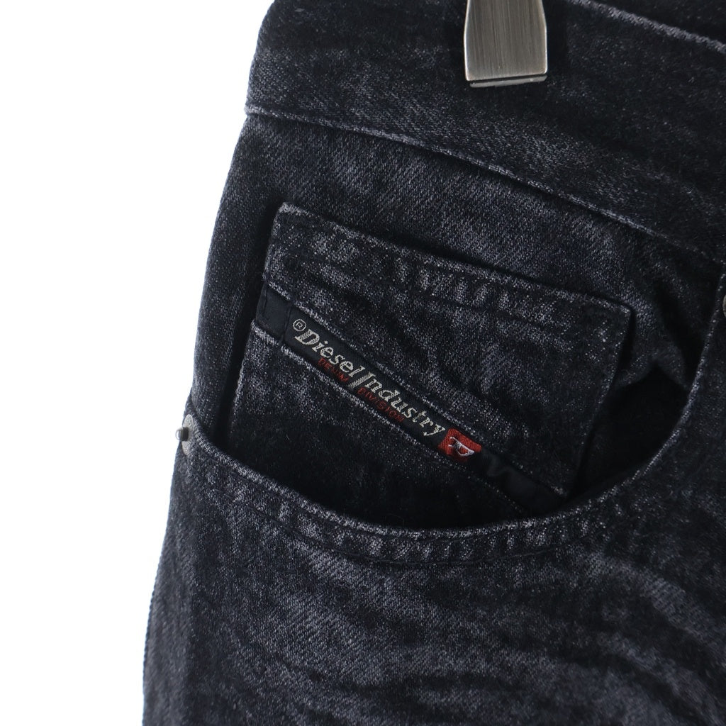 DIESEL(ディーゼル) 26SS 1996 D-Sire-Fsh Jeans A21497 裾カットオフデザイン ワイドデニムパンツ ジーンズ ブラック