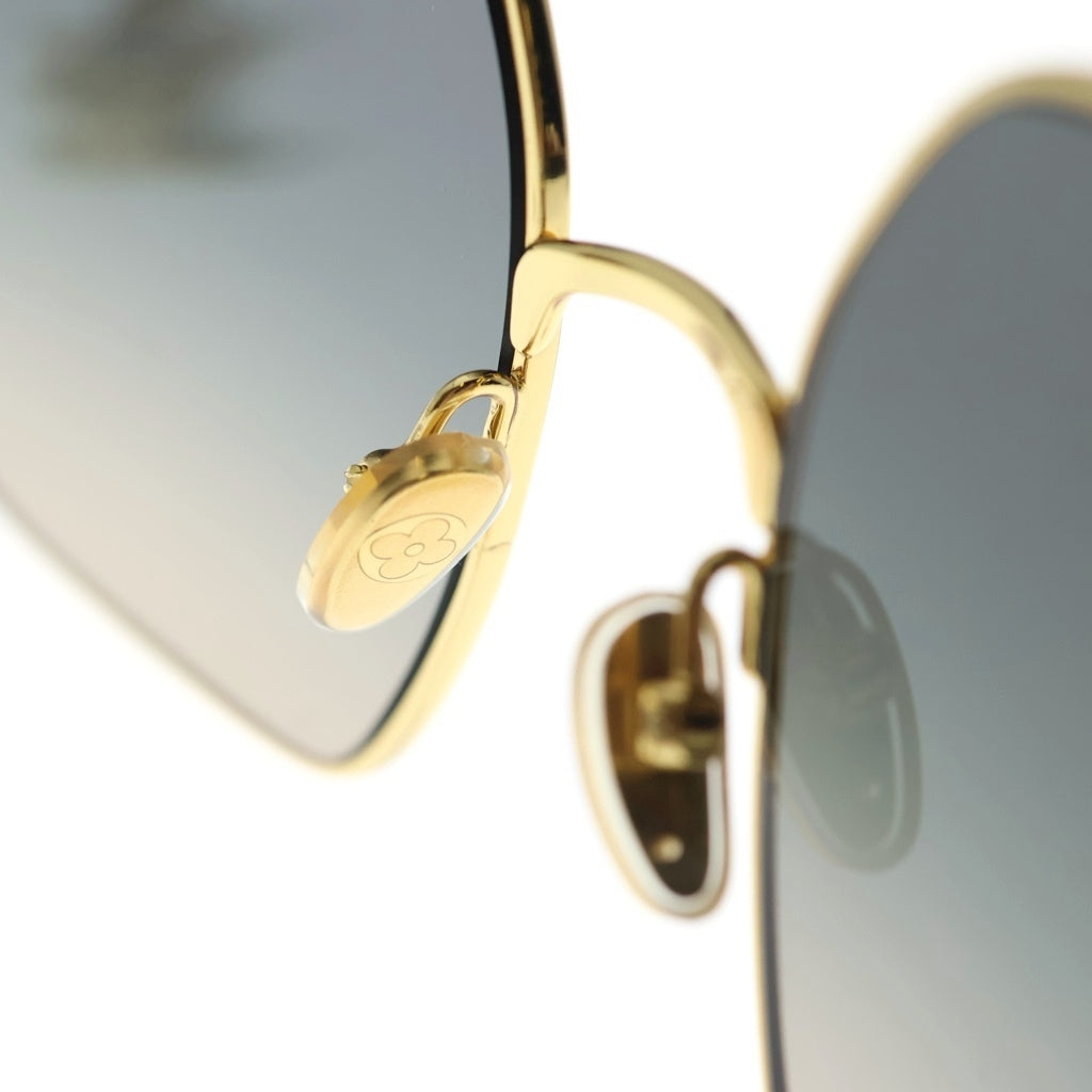 LOUIS VUITTON(ルイヴィトン) 26SS LV チャーム・スクエア グラデーションレンズ ロゴチャーム アイウェアサングラス眼鏡 60□18 140 ゴールド/ブラウン Z1718U