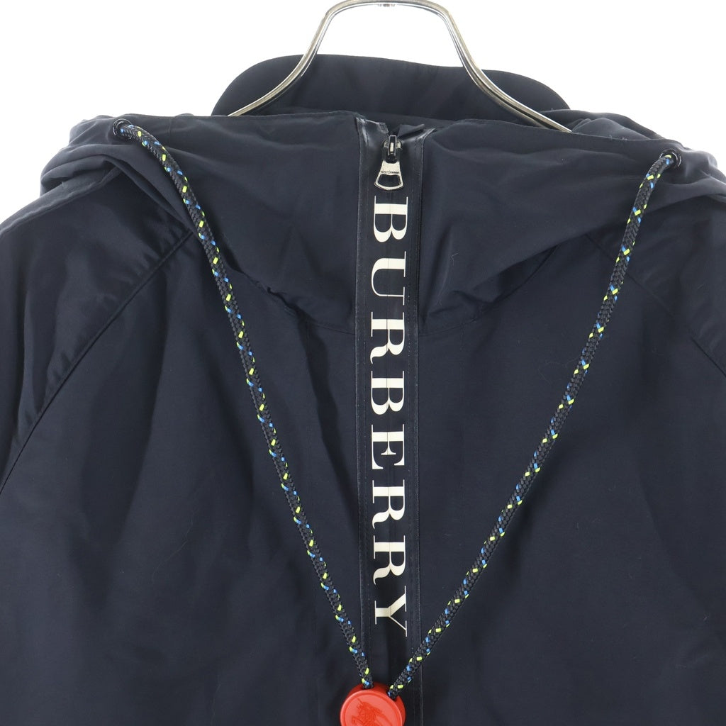 BURBERRY(バーバリー) フロントロゴジップ フーデッド ナイロンジャケット ブラック 8004470
