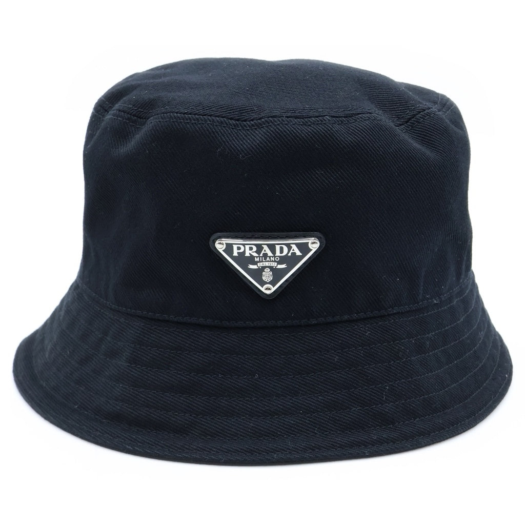 PRADA(プラダ) トライアングルロゴ 三角プレート コットンバケットハット 帽子 ブラック 2HC137