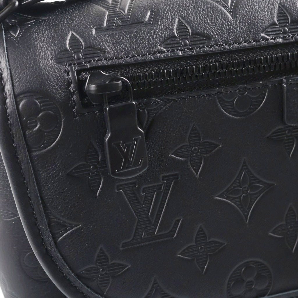 LOUIS VUITTON(ルイヴィトン) モノグラムシャドウ パルス・メッセンジャー ショルダーバッグ ブラック M14874 レディース