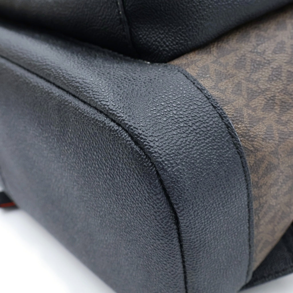 MICHAEL KORS(マイケルコース) Hudson Logo Embossed Stripe Backpack ハドソン ロゴ エンボス ストライプ バックパック リュックサック ブラウン 33F1LHDB8R レディース