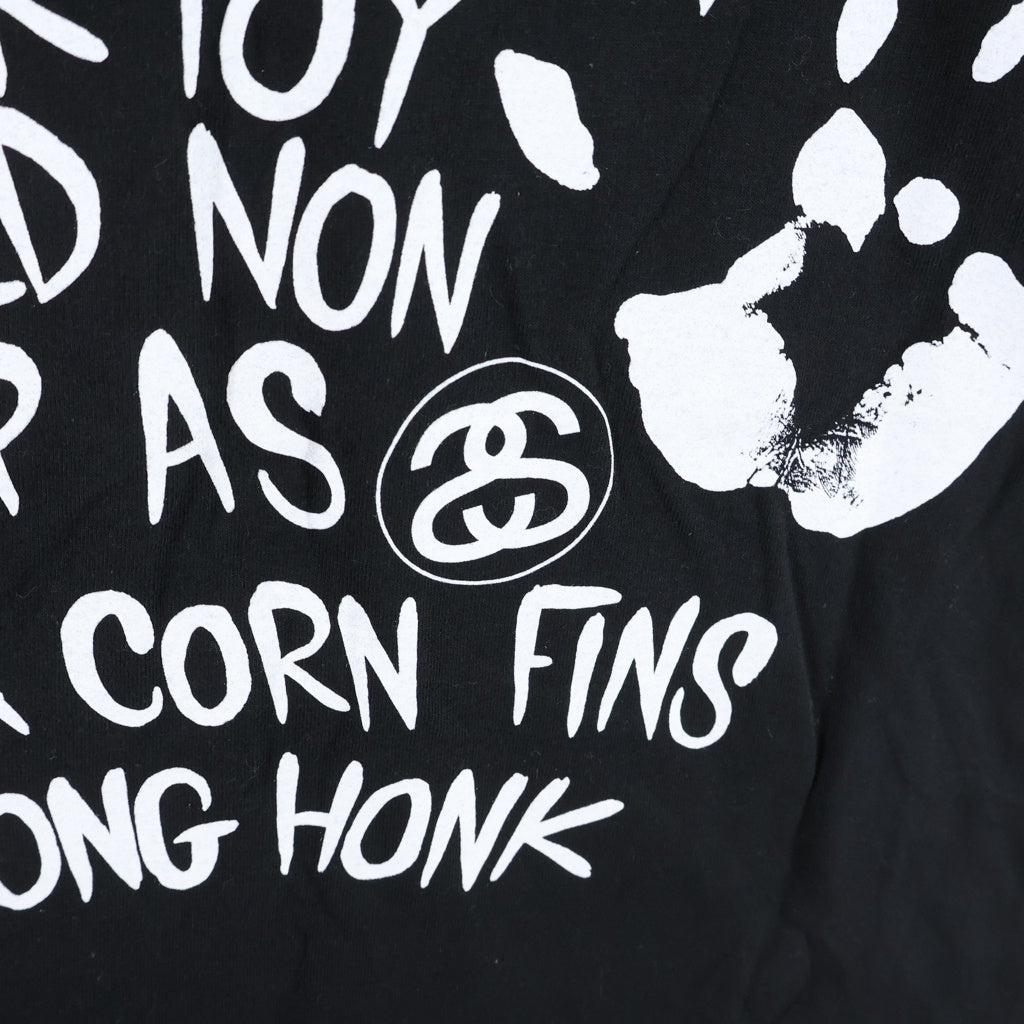 STUSSY(ステューシー) 00S ×KAWS OLD WORLD TOUR TEE カウズ オールド ワールドツアー クルーネック半袖Tシャツカットソー ブラック
