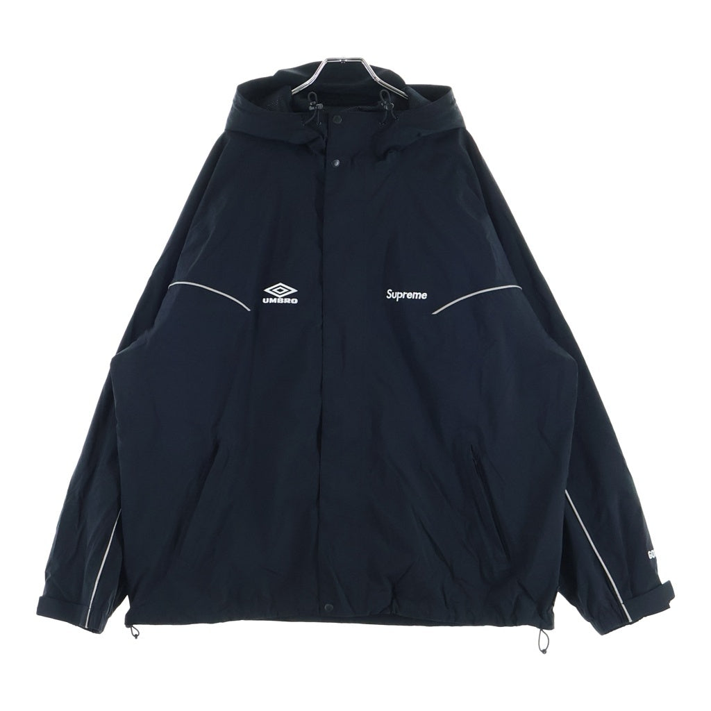 SUPREME(シュプリーム) 25SS ×UMBRO GORE-TEX Hooded Jacket ×アンブロ ゴアテックス ロゴ刺繍 ナイロンフーデッドジャケット ブラック