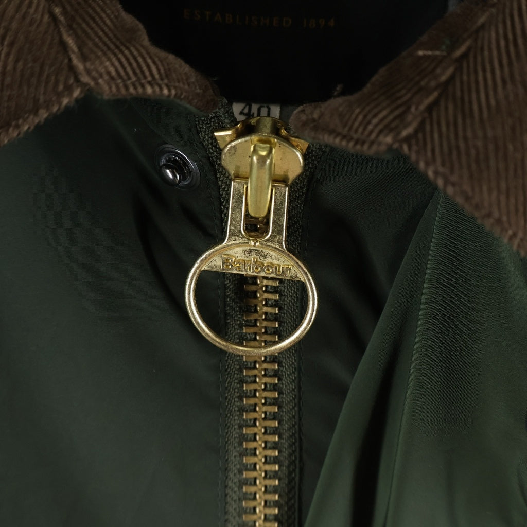Barbour(バブアー) 23SS BShop別注 BEAUFORT ビューフォート ナイロン ミドルコート グリーン 231MCAS049