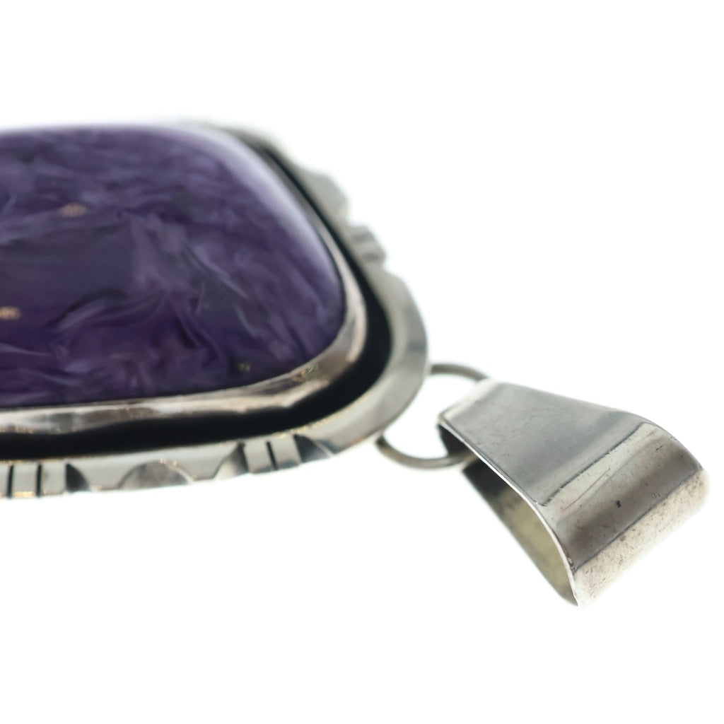 INDIAN JEWELRY(インディアンジュエリー) NAVAJO Randall Joe Tom STERLING製 ナバホ族 ランダル ジョー トム スターリング チャロアイト ペンダントトップ ネックレストップ シルバー/パープル