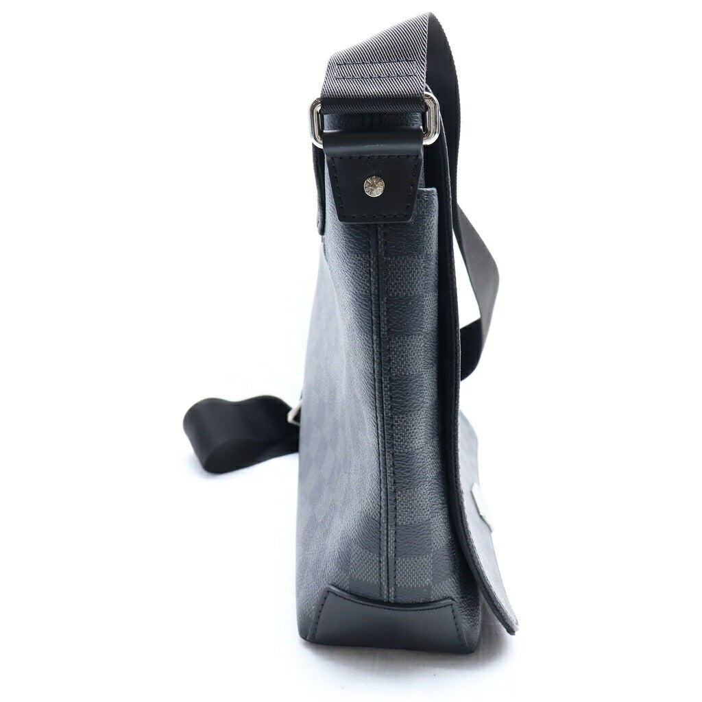 LOUIS VUITTON(ルイヴィトン) ダミエグラフィット ディストリクトMM NV2 ブラック N40350