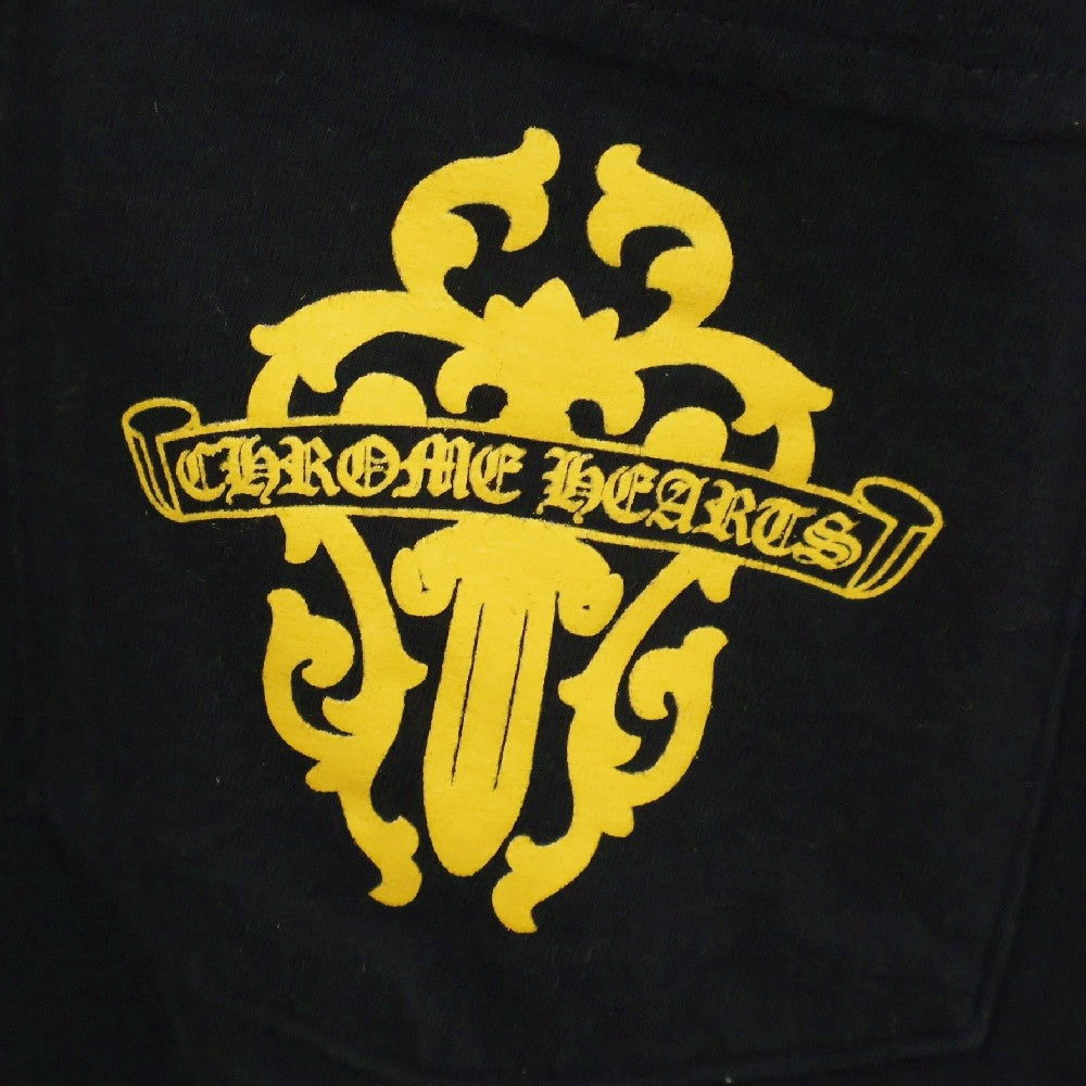 CHROME HEARTS(クロムハーツ) DAGGER L/S スリーブロゴ フロント ダガー プリント 長袖Tシャツ ブラック/イエロー