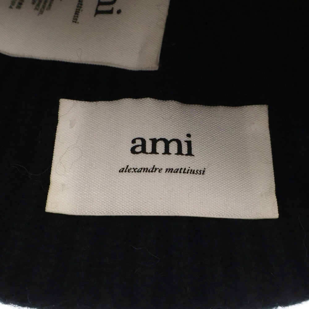 AMI Alexandre Mattiussi(アミアレクサンドルマテュッシ) RED ACD BEANIE 刺繍 ロゴ ニット ビーニー 帽子 ブラック BFUHA106.018