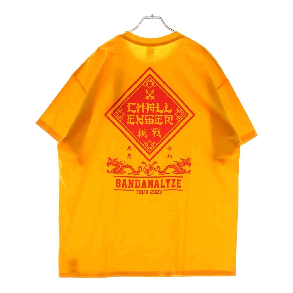 CHALLENGER(チャレンジャー) BD 2023 TOUR TEE 両面プリント クルーネック半袖Tシャツ イエロー CLG-TS-023-040