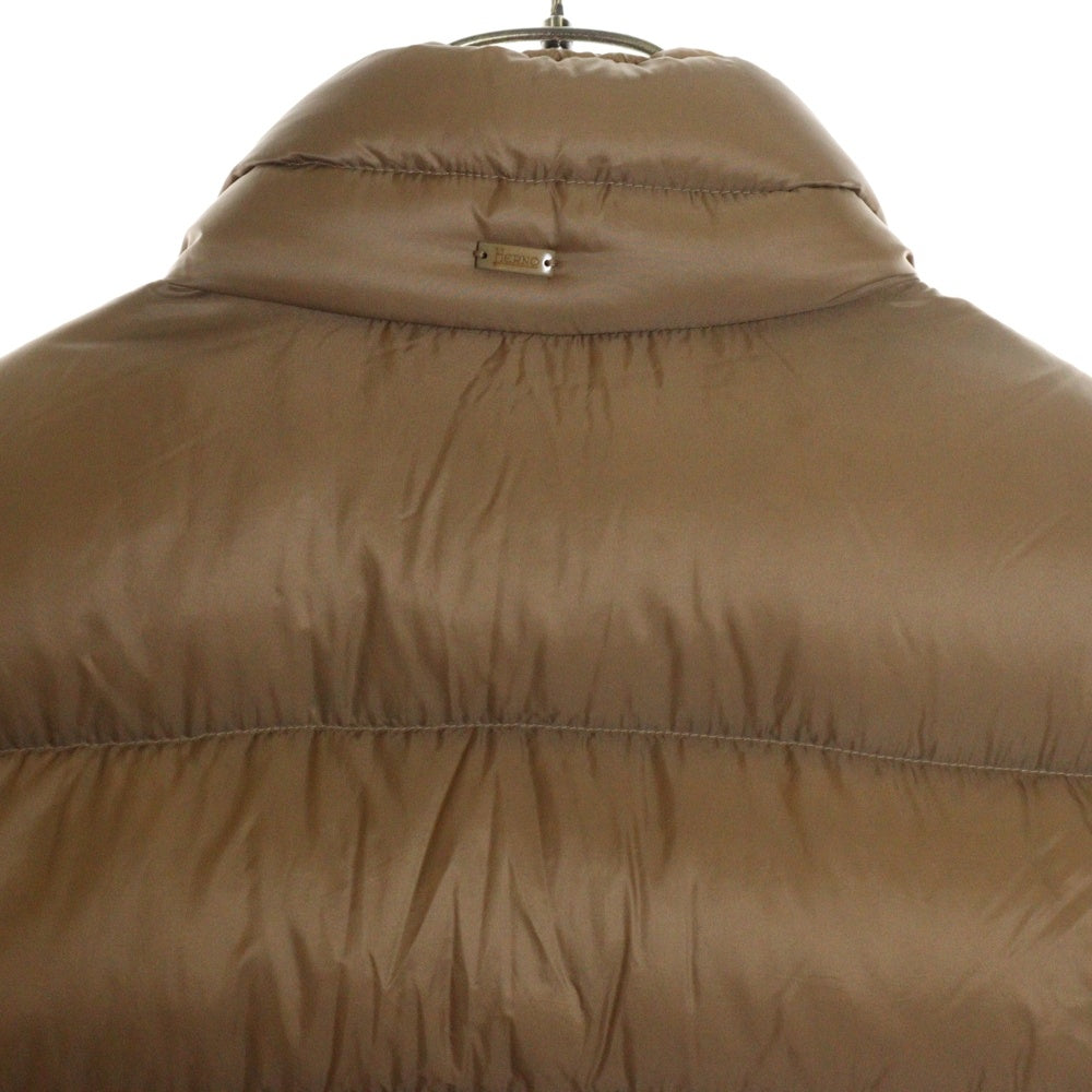 【美品✨】ヘルノHERNO ダウンベスト　ベージュ　M HERNO(ヘルノ) ダウンベスト サイズ42 M レディース - ベージュ