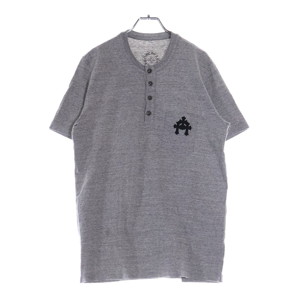 CHROME HEARTS(クロムハーツ) BSフレア ボタン セメタリークロスパッチ ヘンリーネック 半袖Tシャツ グレー