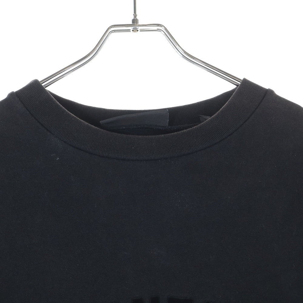 FEAR OF GOD ESSENTIALS(フィアオブゴッド エッセンシャルズ) ラバーロゴワッペン付き ヘビーウェイト半袖Tシャツ クルーネックカットソー ブラック