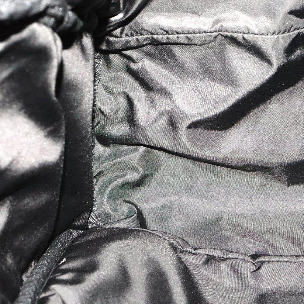 PRADA(プラダ) Re-Nylon リナイロン サフィアーノ レザー トライアングル ロゴプレート バックパック リュックサック ブラック 2VZ090 2DMG F0002