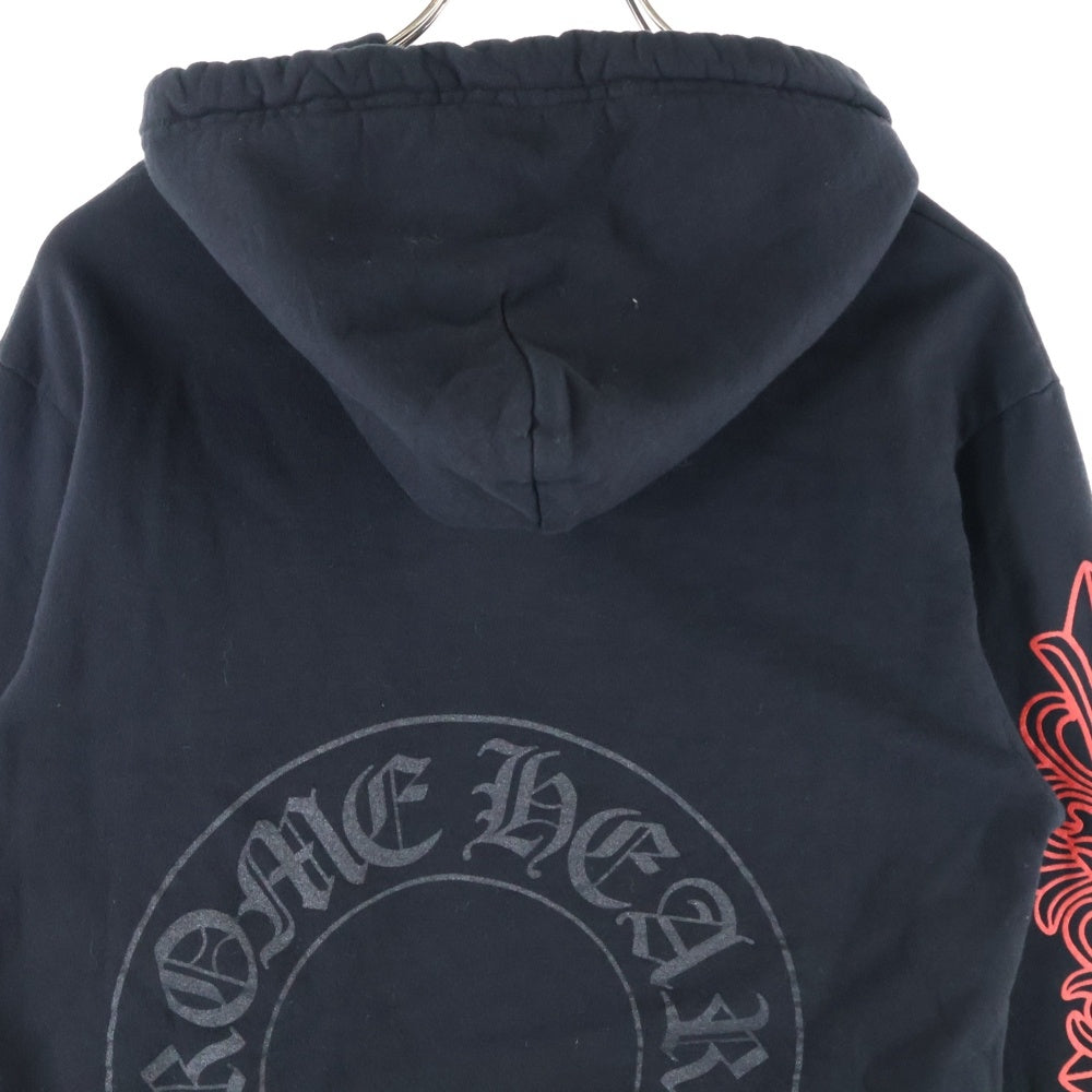 CHROME HEARTS(クロムハーツ) HORSESHOE PULLOVER HOODIE バックホースシューブラックプリント 袖フローラルクロスレッドプリント プルオーバーパーカー