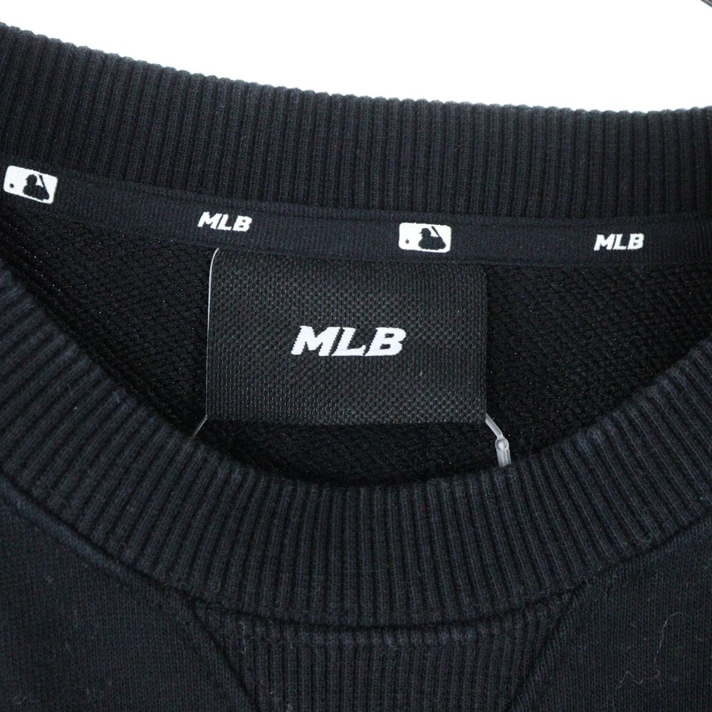 MLB(エムエルビー) NEW YORK YANKEES ニューヨークヤンキース クロップド スウェット トレーナー ブラック レディース