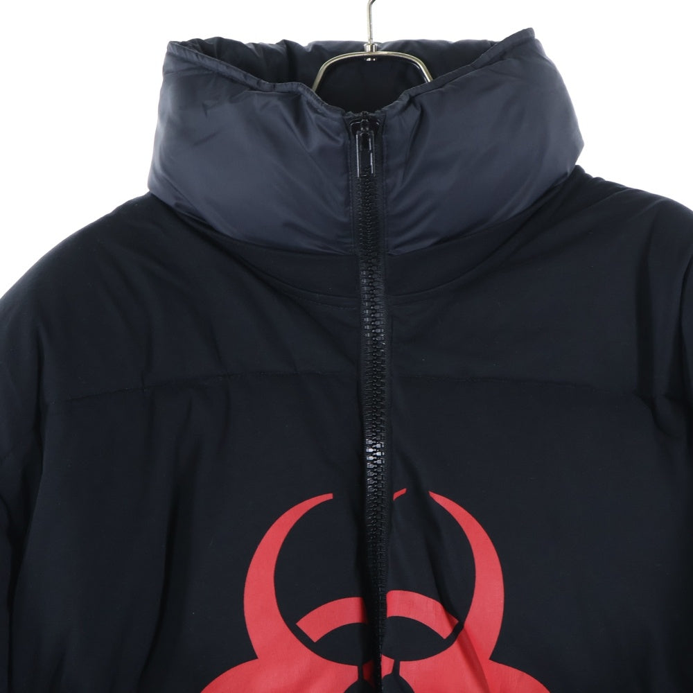 VETEMENTS(ヴェトモン) レイヤードデザイン フロントプリント ダウンジャケット ブラック WAH18JA10