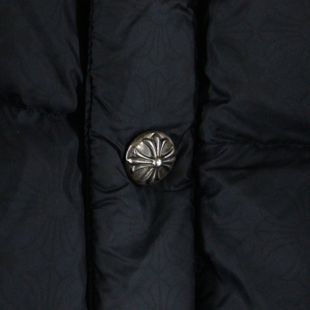CHROME HEARTS(クロムハーツ) STIFF V2 FBRC スティッフ CHプラス総柄 クロスボールボタン ナイロンダウンジャケット ブラック/シルバー