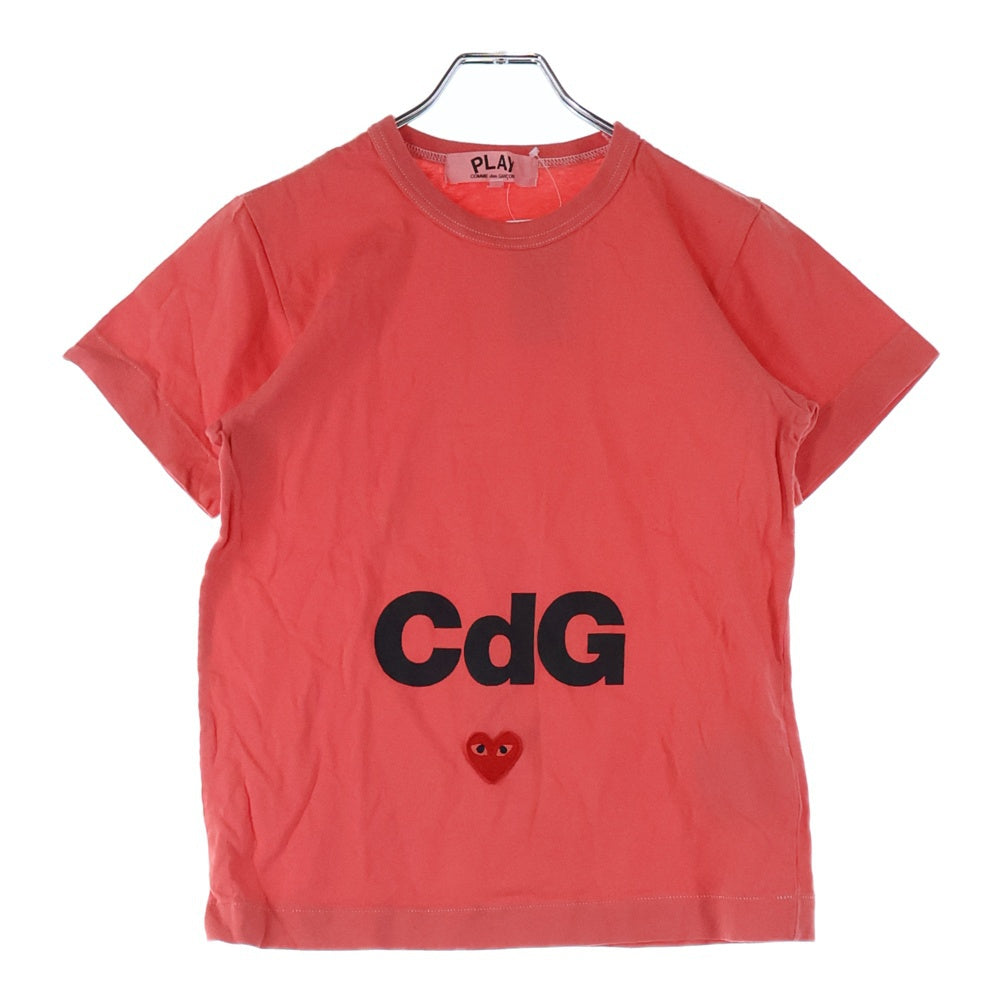 PLAY COMME des GARCONS(プレイコムデギャルソン) フロントロゴ ハートロゴ刺繍 クルーネックTシャツ 半袖カットソー レディース レッド AE-T101