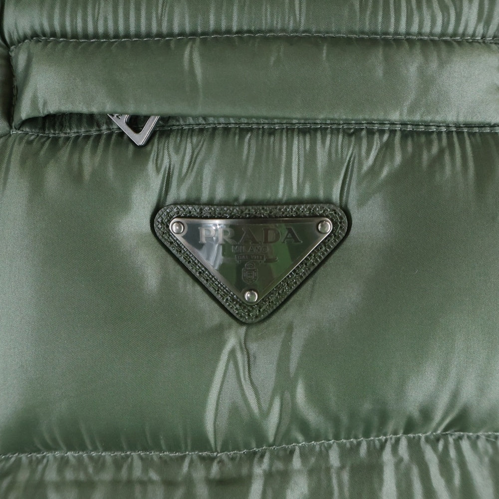 PRADA SPORT(プラダ スポーツ) ナイロン ダウン ベスト グリーン SGH282 8112 AR0