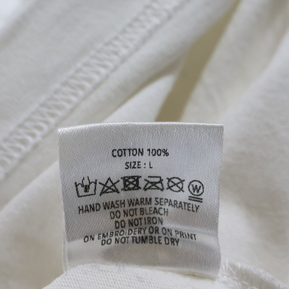 GOD SELECTION XXX(ゴッドセレクショントリプルエックス) フロントプリント クルーネック 半袖Tシャツ ホワイト GX-A20-ST-22