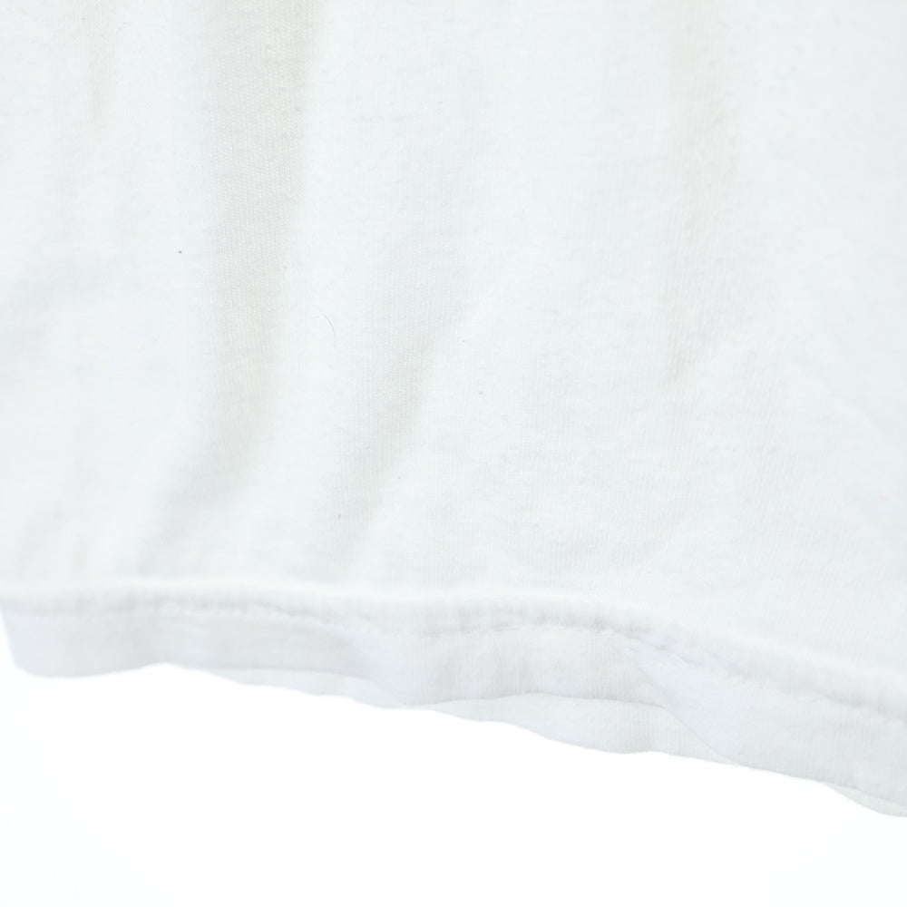 Emotionally Unavailable(エモーショナリー アンアヴェイラブル) 23AW スプレーアートプリント クルーネック 半袖Tシャツ ホワイト EU-AW23-TEE1